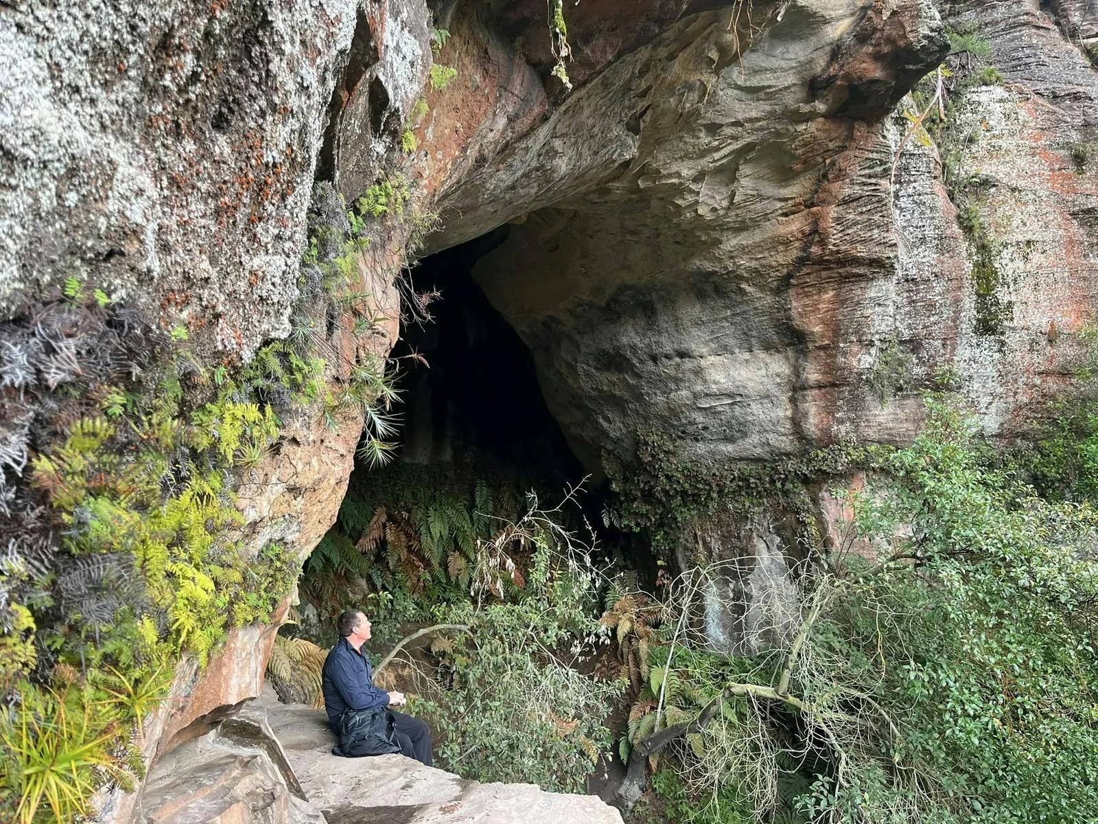 Secret Caves Hike