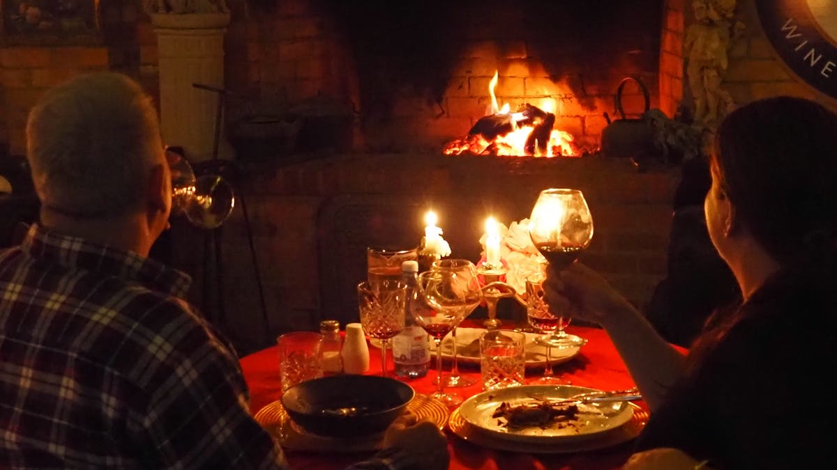 Fireside Friday - Luxury Hot Tapas w Museum Wines