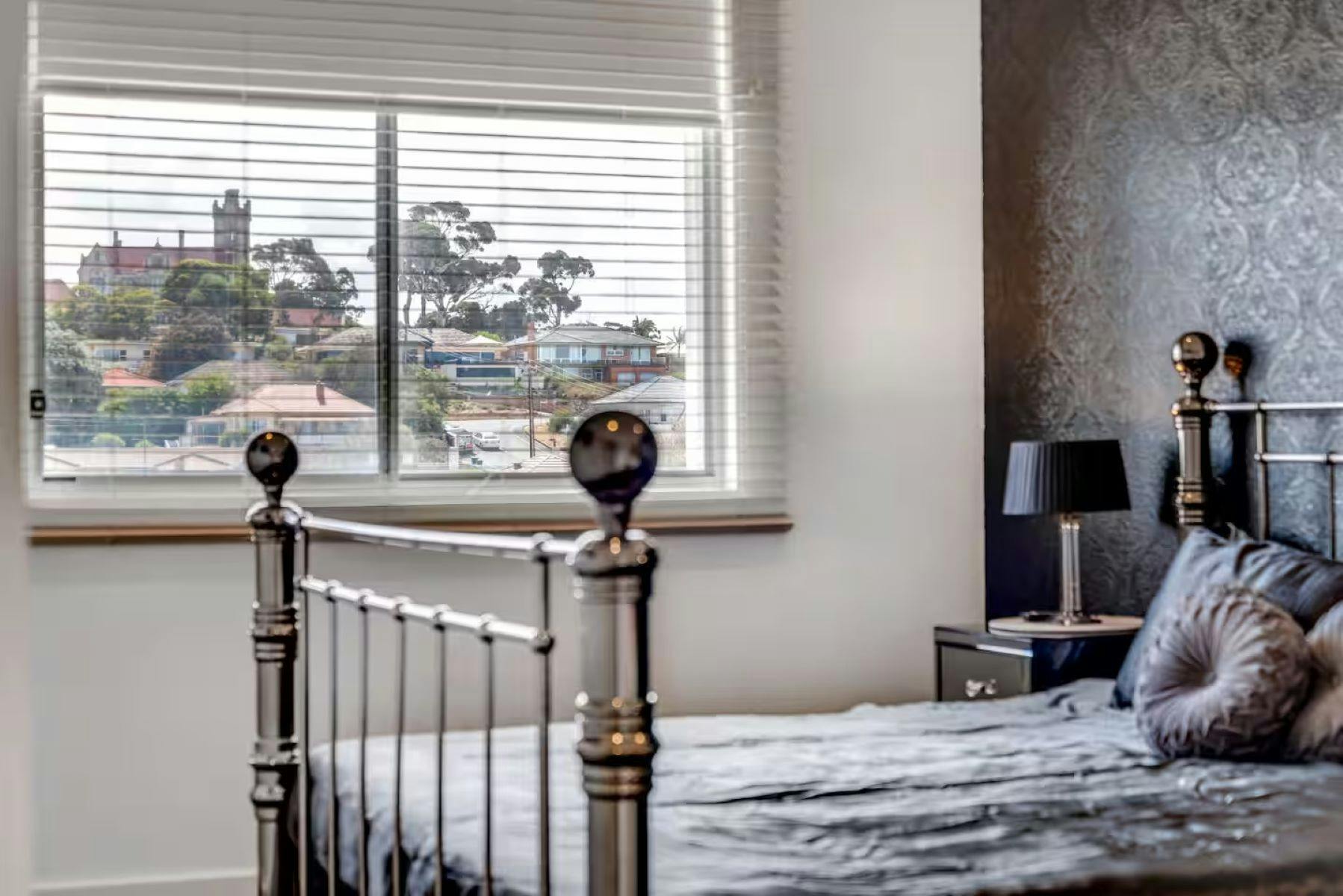 Gallery 16 Penthouse Apartment