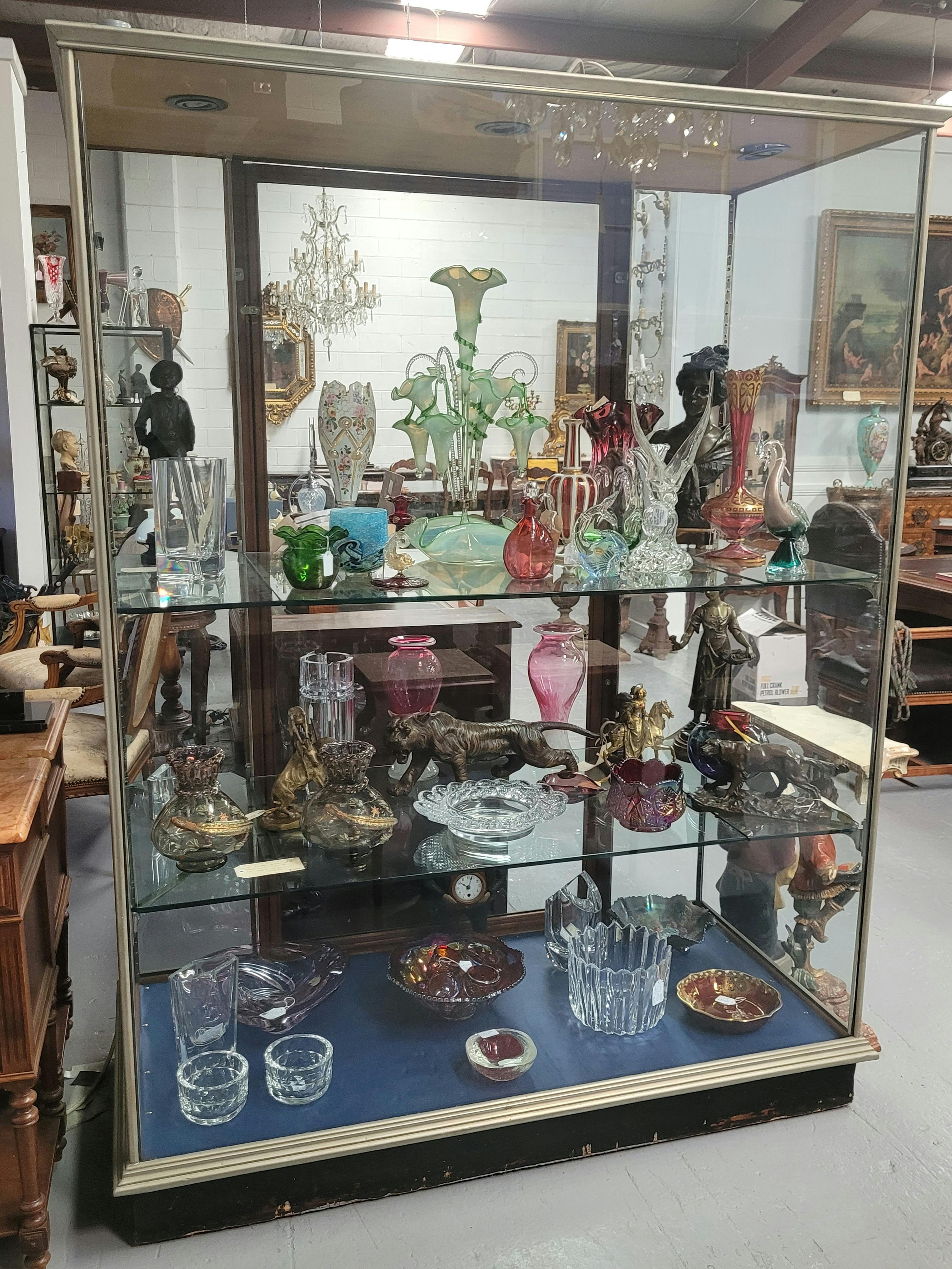 Moonee Ponds Antiques