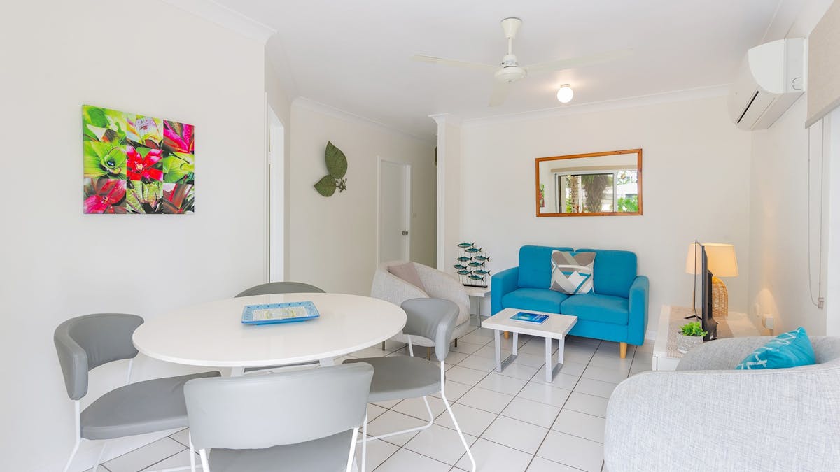 1 bedroom apartment private balcony free wifi