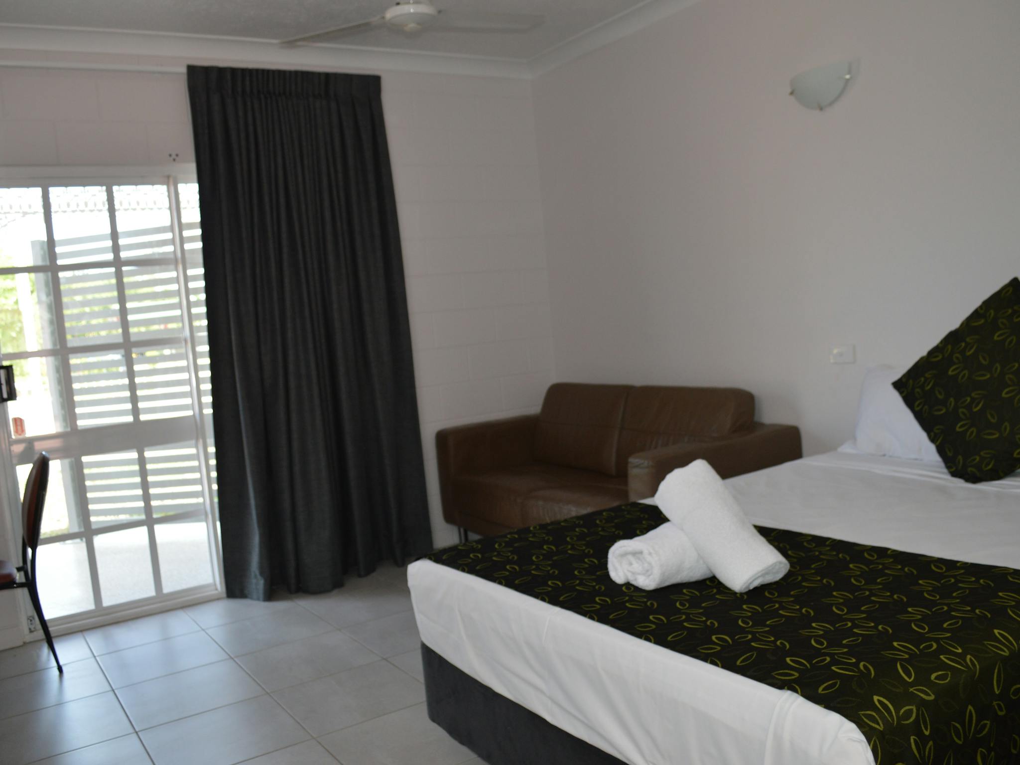 queen room queen room