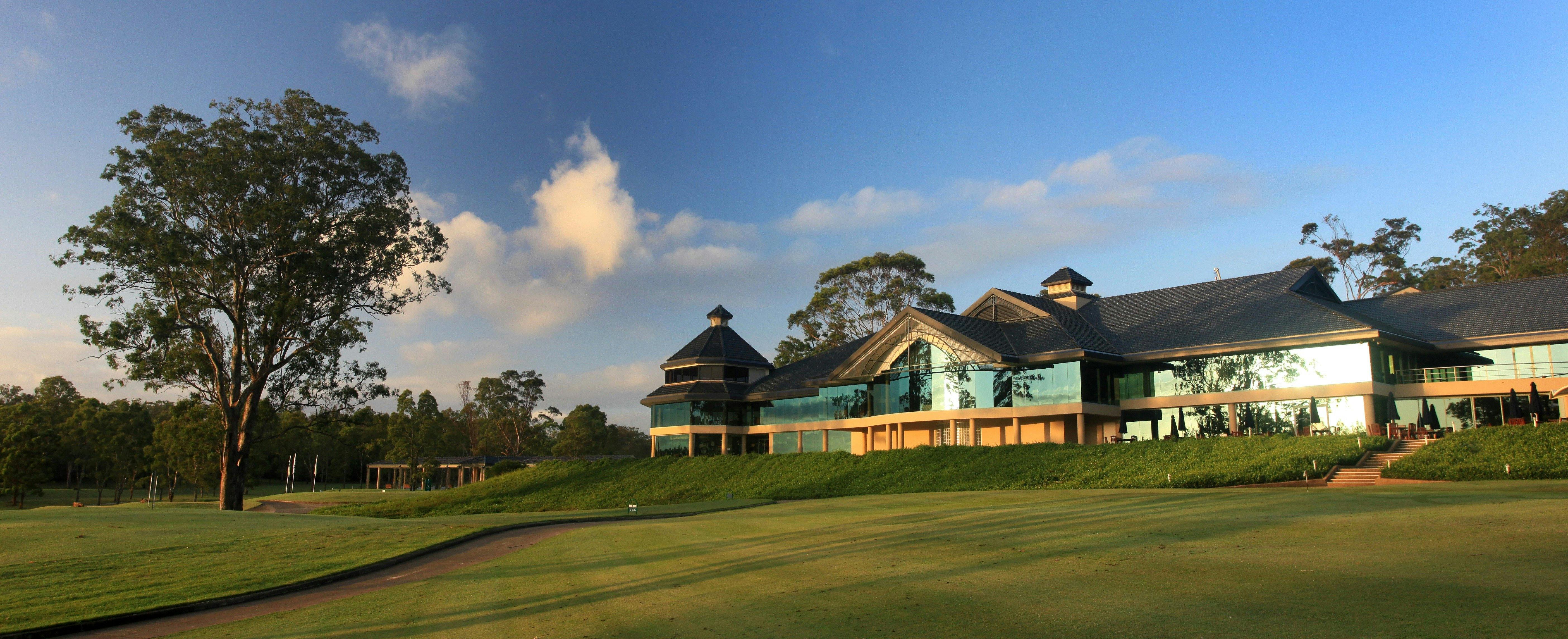 Riverside Oaks Golf Resort