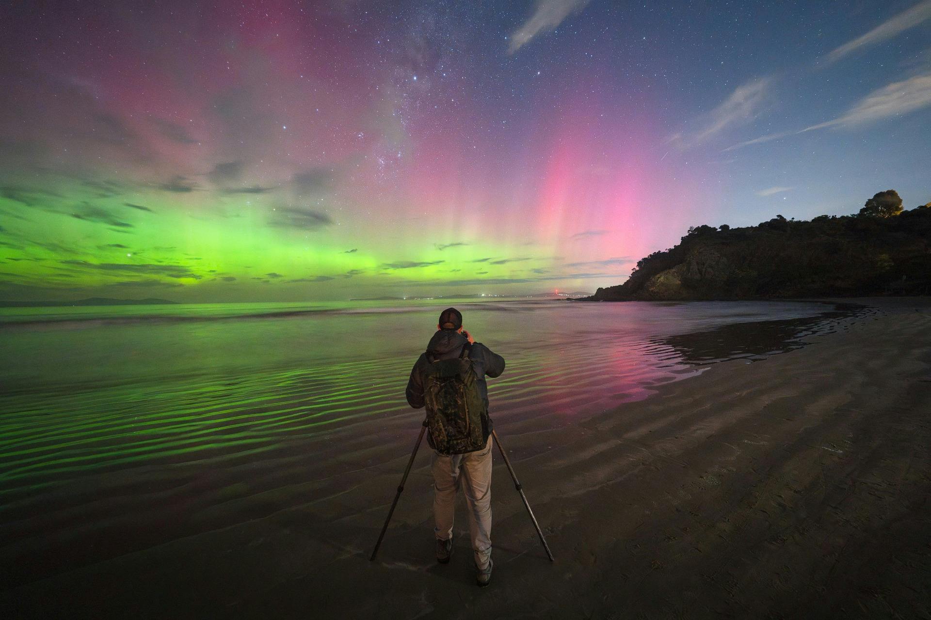 Luke Tscharke - Aurora Australis and southern lights photography workshops