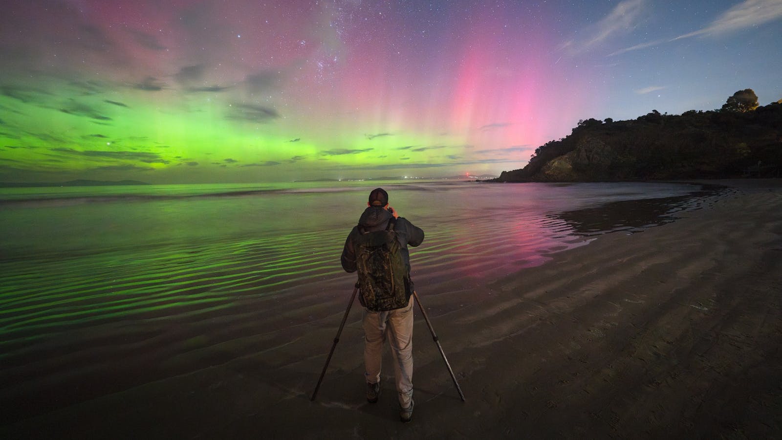 Luke Tscharke - Aurora Australis and southern lights photography workshops