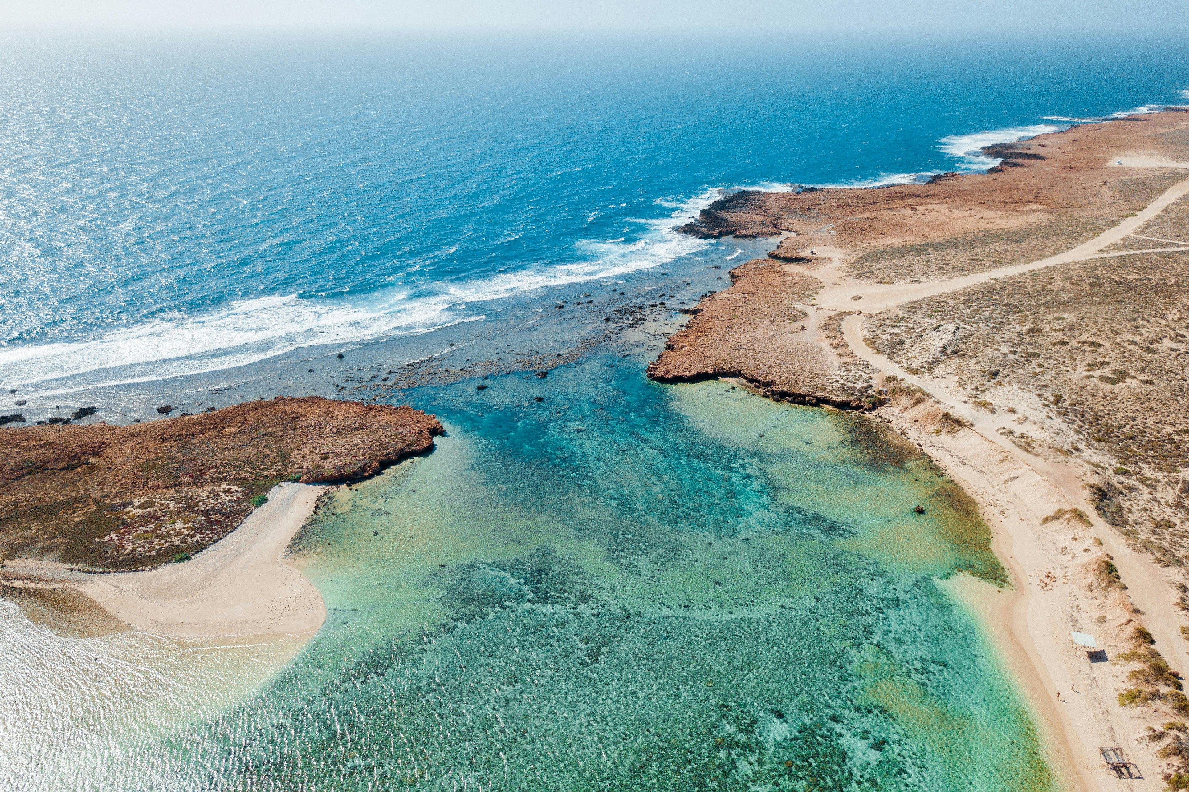 Coral Coast Helicopter Services, Carnarvon, Western Australia