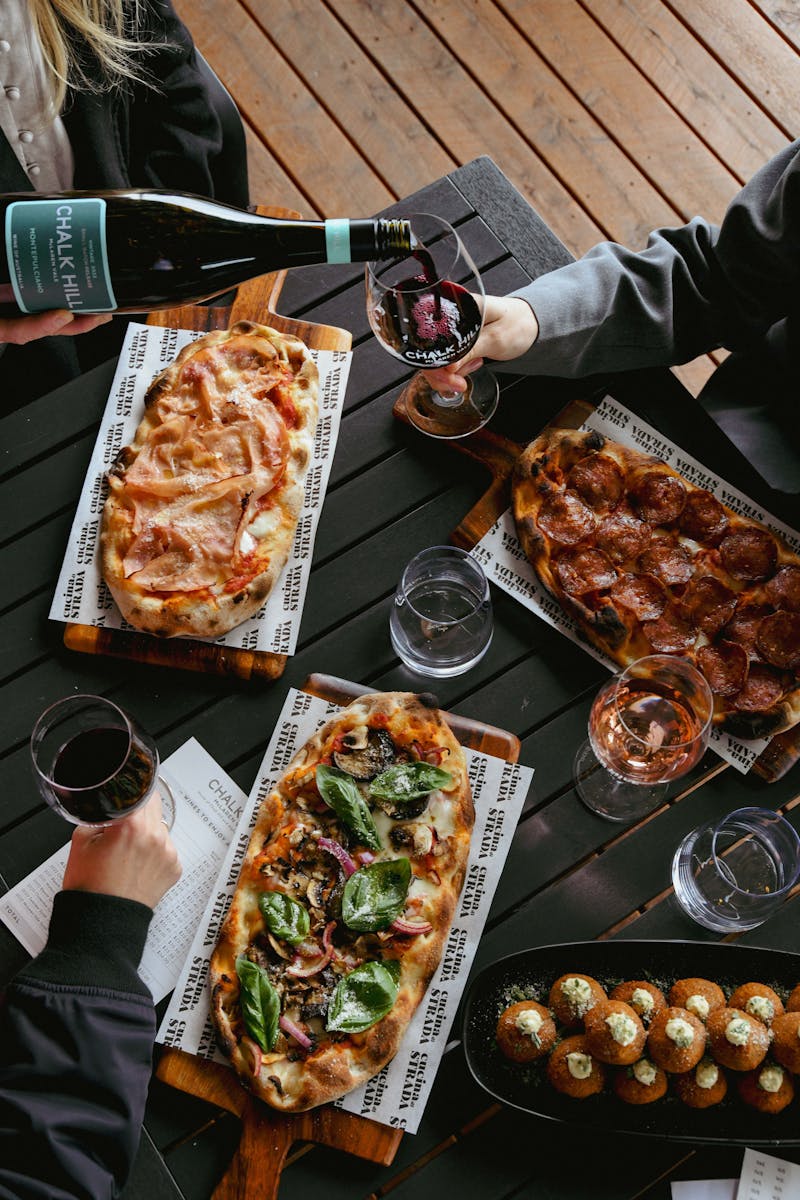 Pairing wine from Chalk Hill and pinsa from Cucina di Stada on Chalk Hill Deck