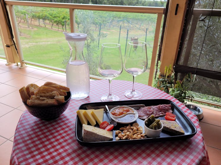 Hunter Valley, private wine tour, wine tour, winery, brewery, cheese, chocolate, restaurant