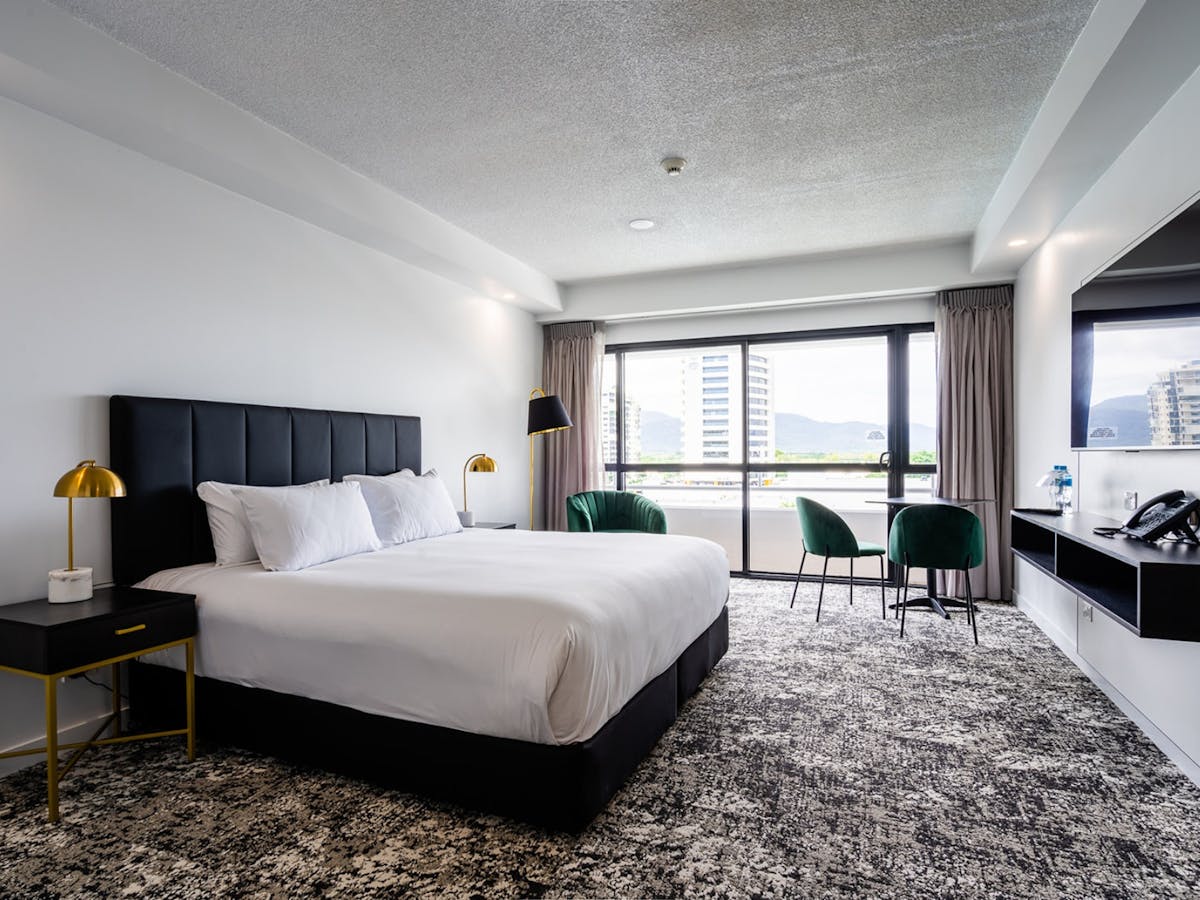standard king room