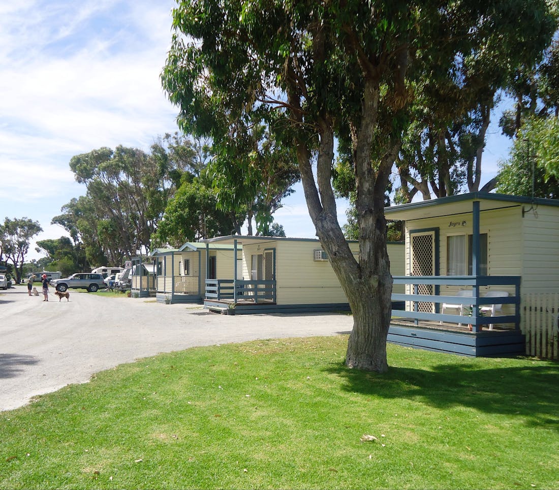 Elliston Waterloo Bay Tourist Park, Ensuite Cabin Elliston, Acc...
