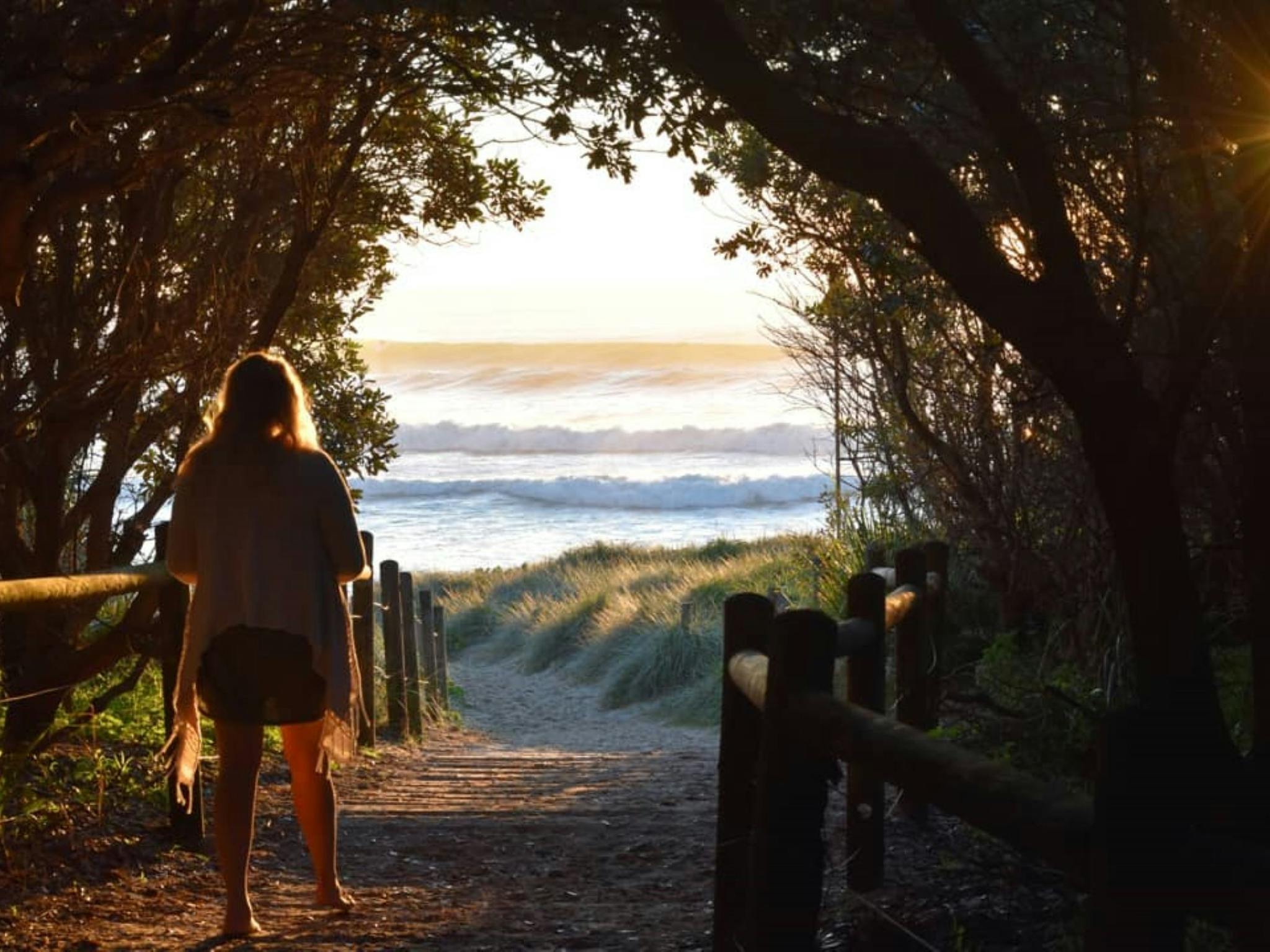Flat Rock Beach Entrance