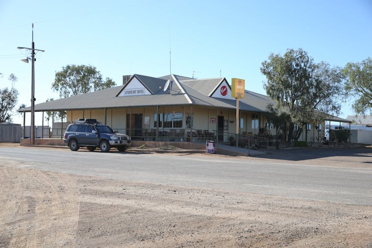 Lyndhurst Hotel Roadhouse Motel Caravan Park