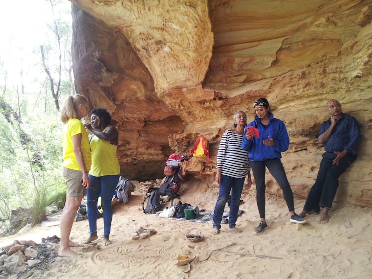 Spectacular lunch cave