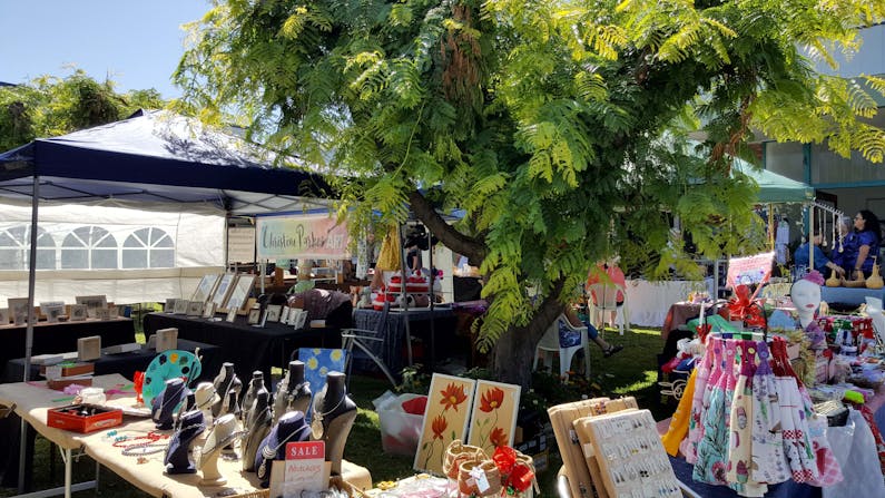 Image of the event 'Art and Craft on the Grass'