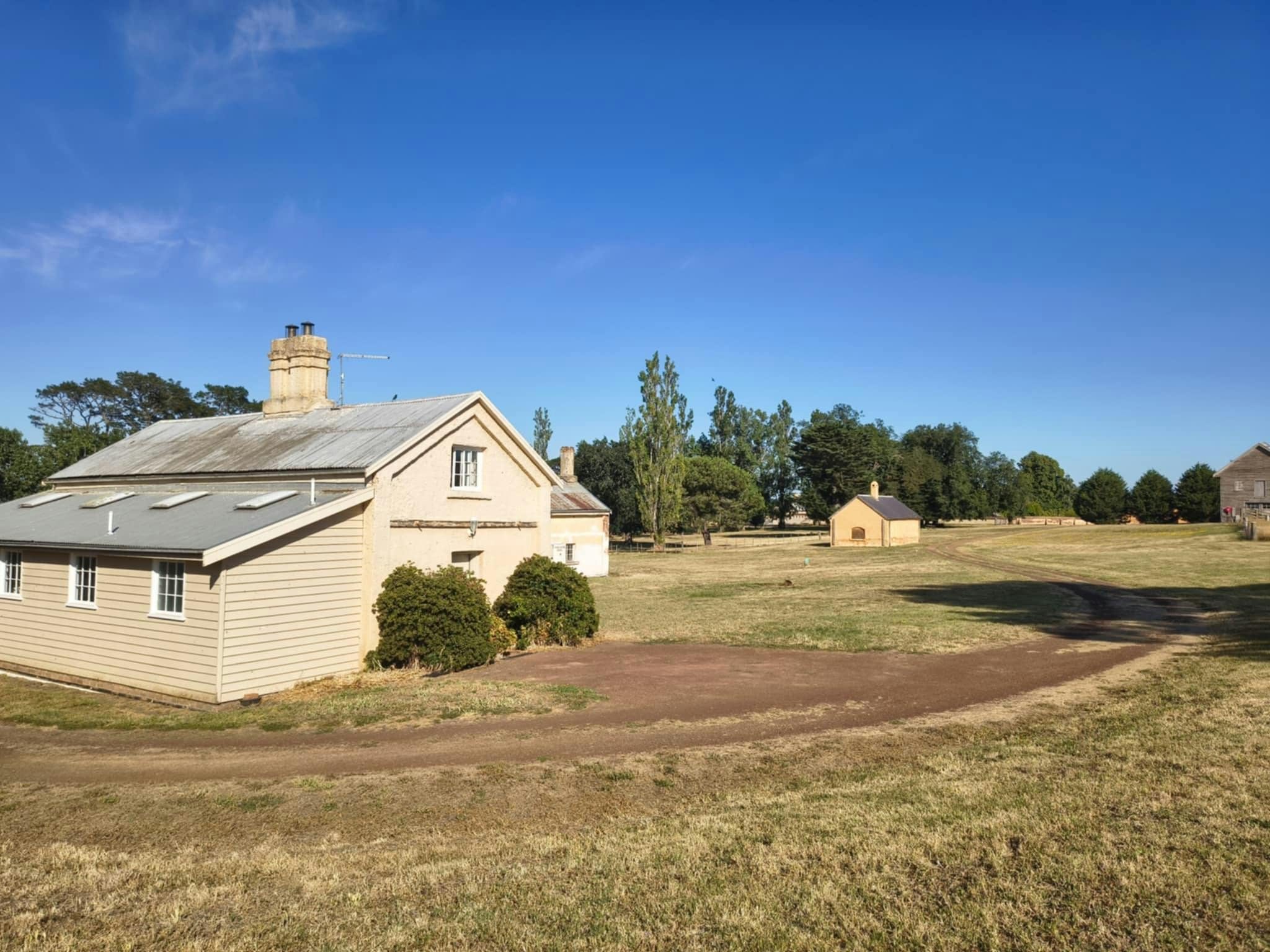 Free Settlers Cottages