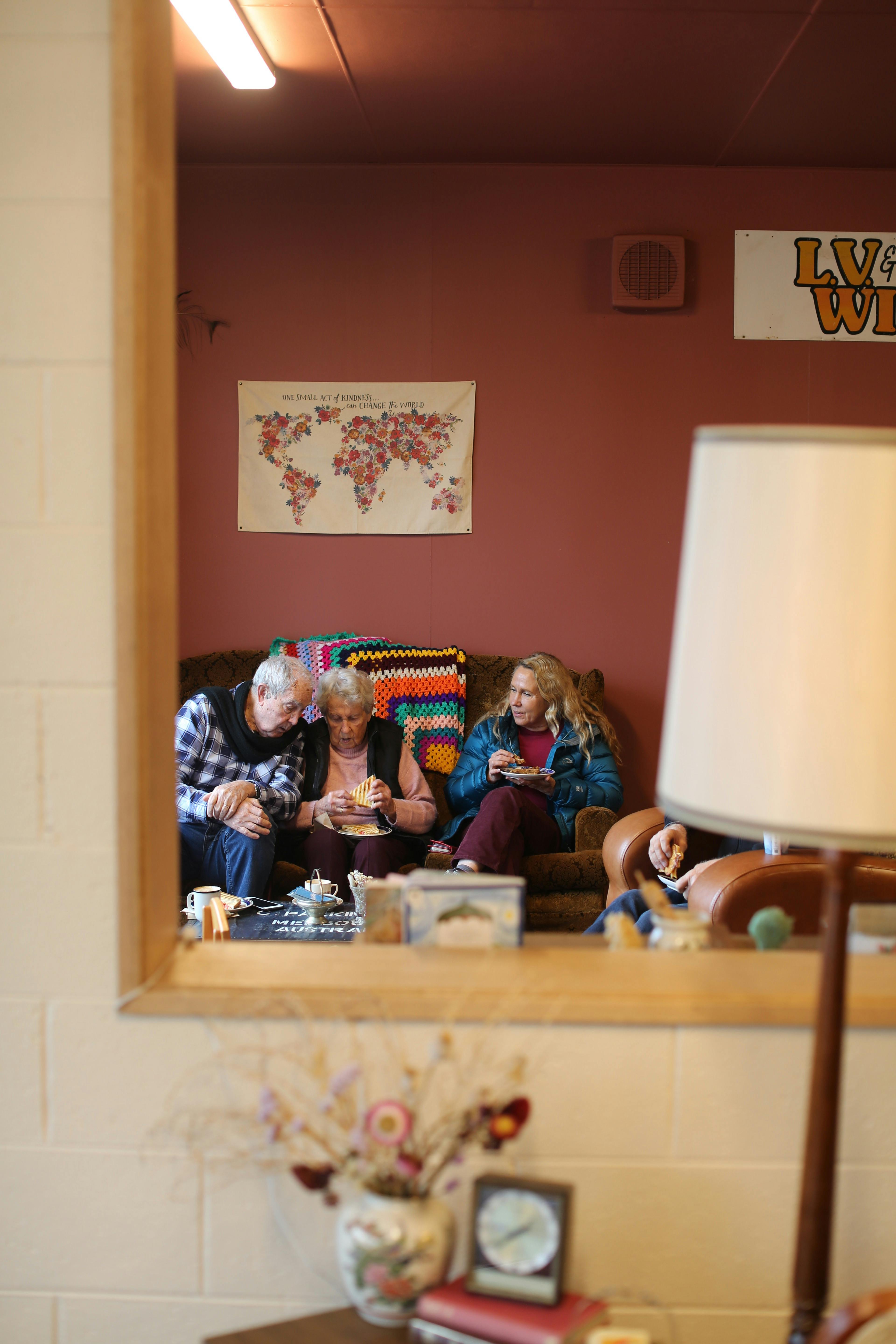 We love watching family and friends catch up together, spend hours enjoying the atmosphere.