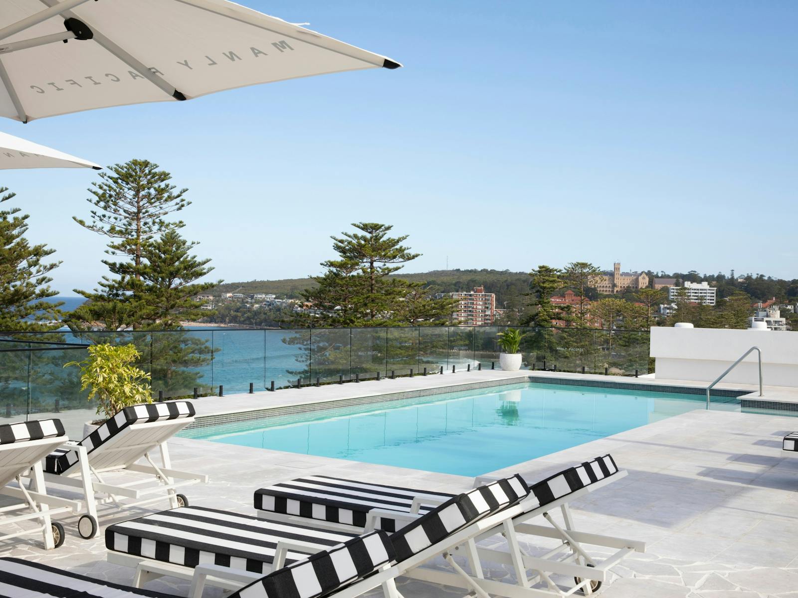 Rooftop pool at Manly Pacific