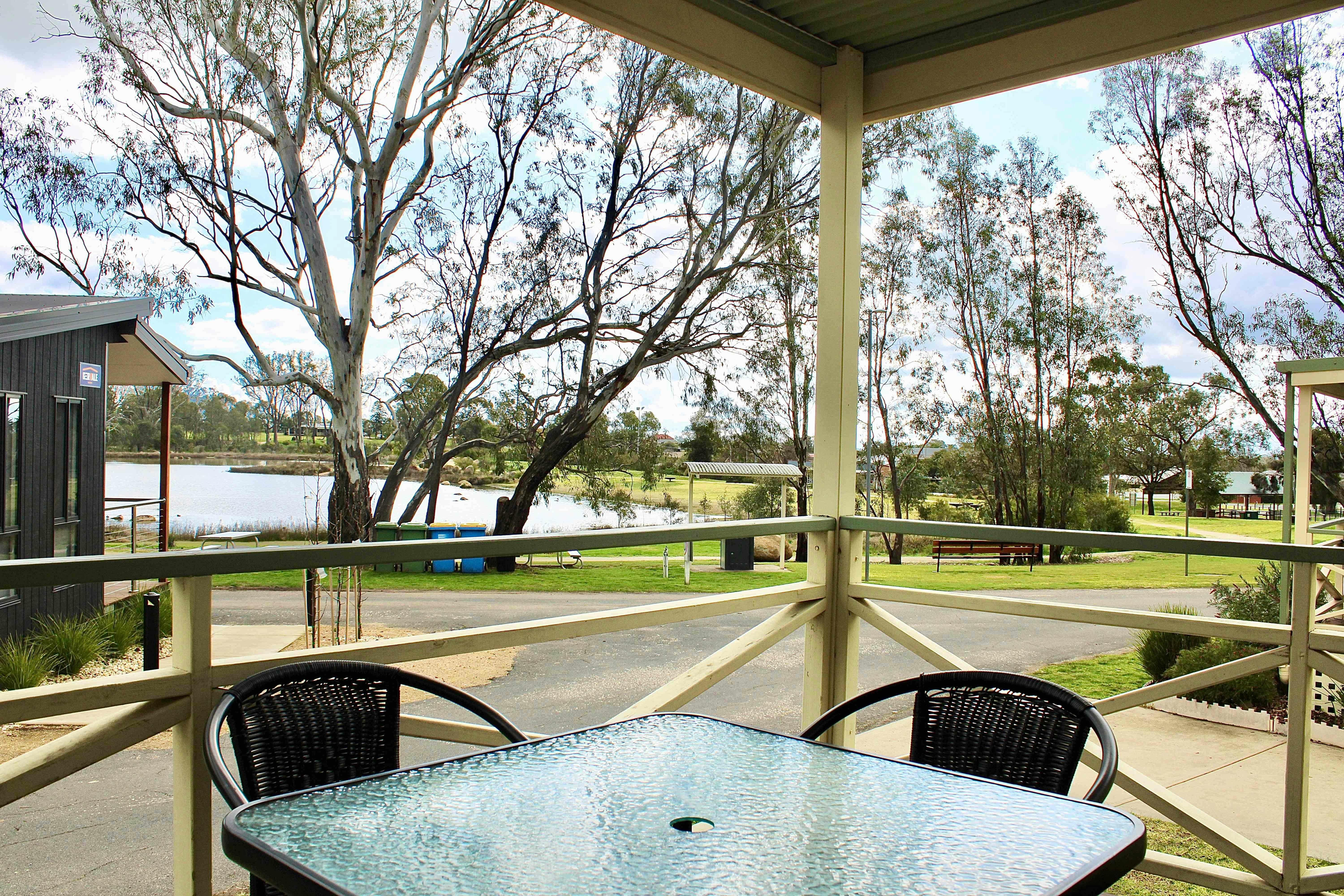 Superior Lakeview Cabin - Sleeps 4