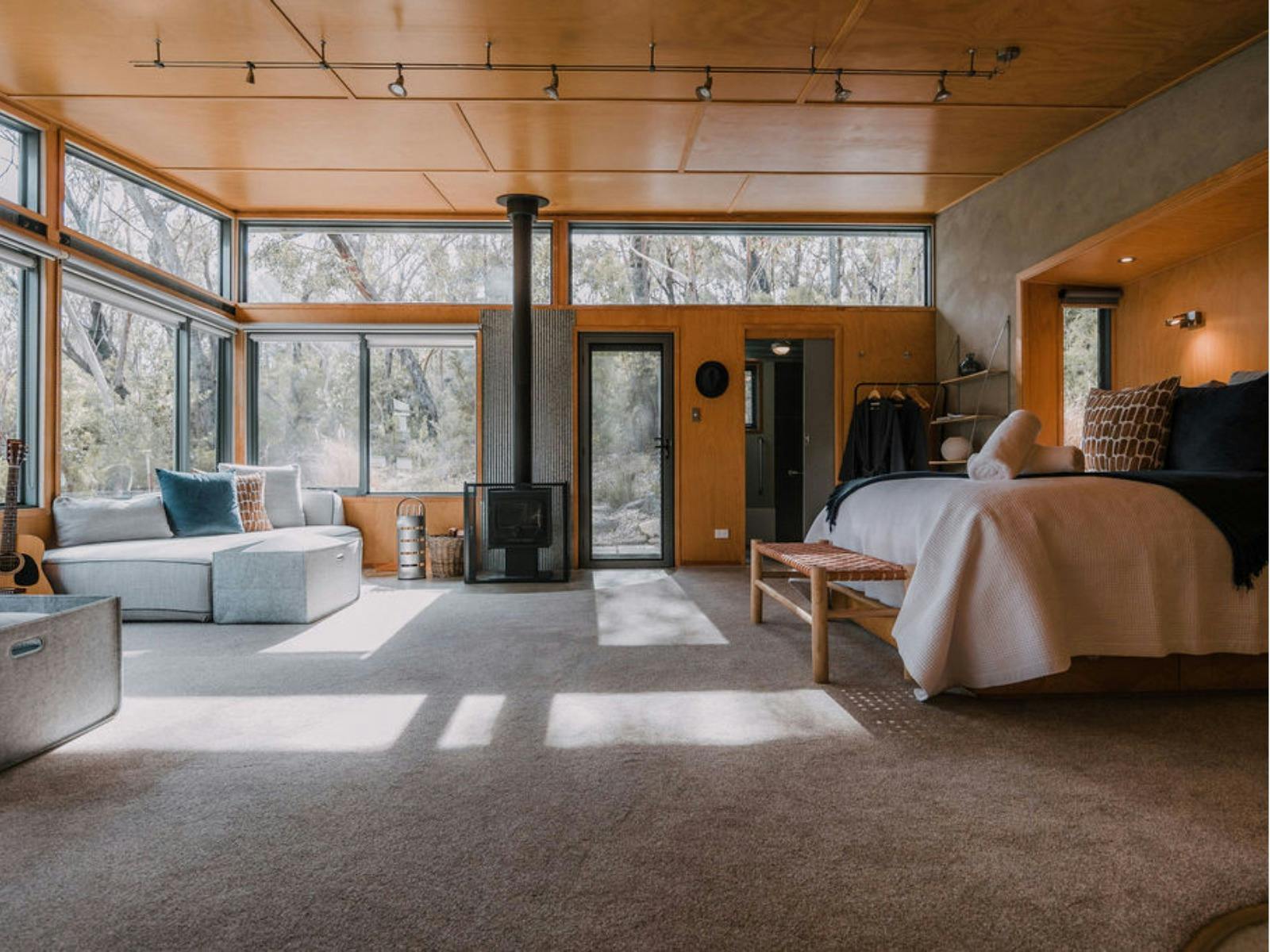 WILDACRES, blue mountains, accomodation, lodging, airbnb, travel, bedroom, architecture, light natur