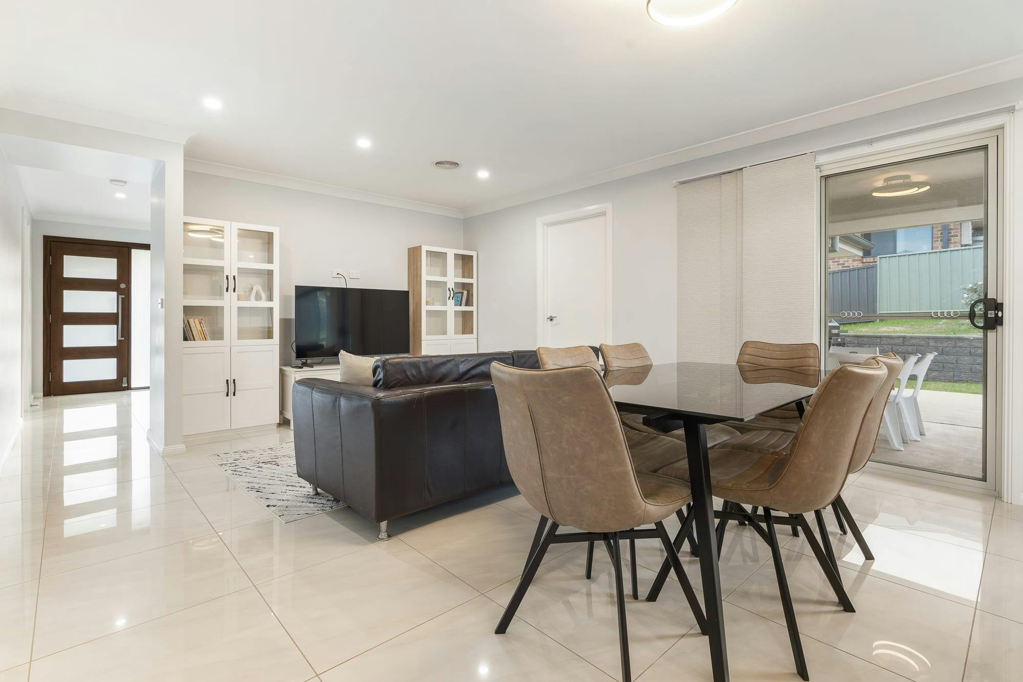 식사 및 라운지 공간