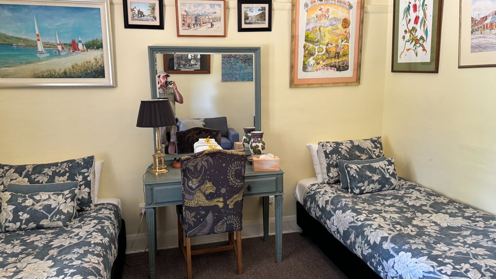Dora & Dave Room