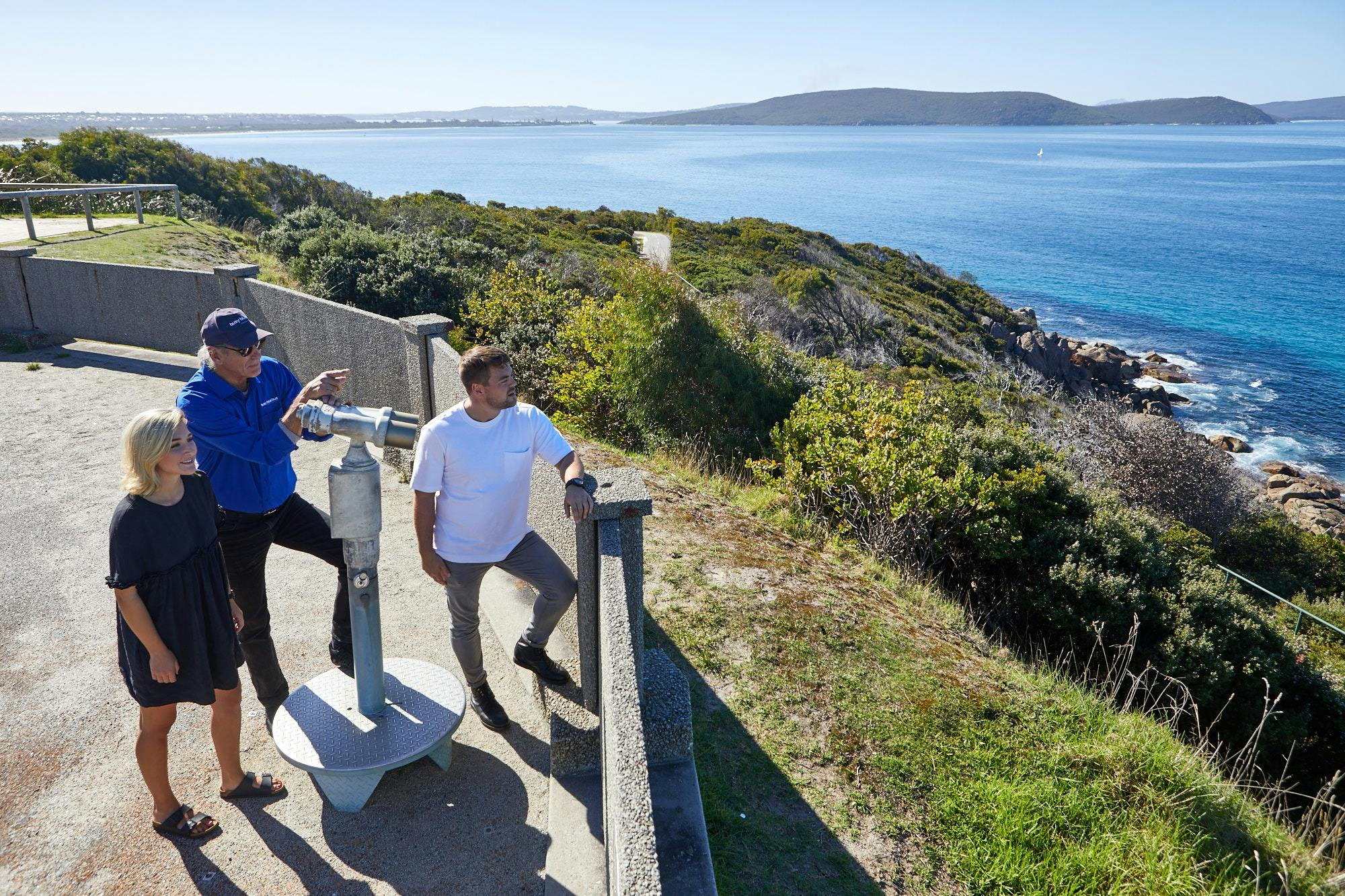 Busy Blue Bus Tours Guide at lookout to King George Sound Albany WA