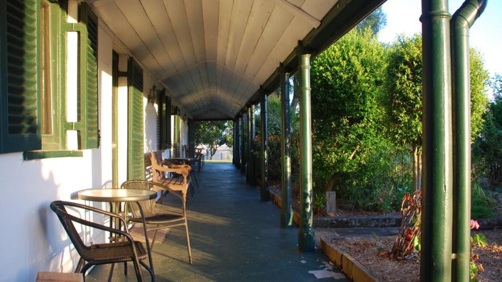 Lochinvar House - Veranda