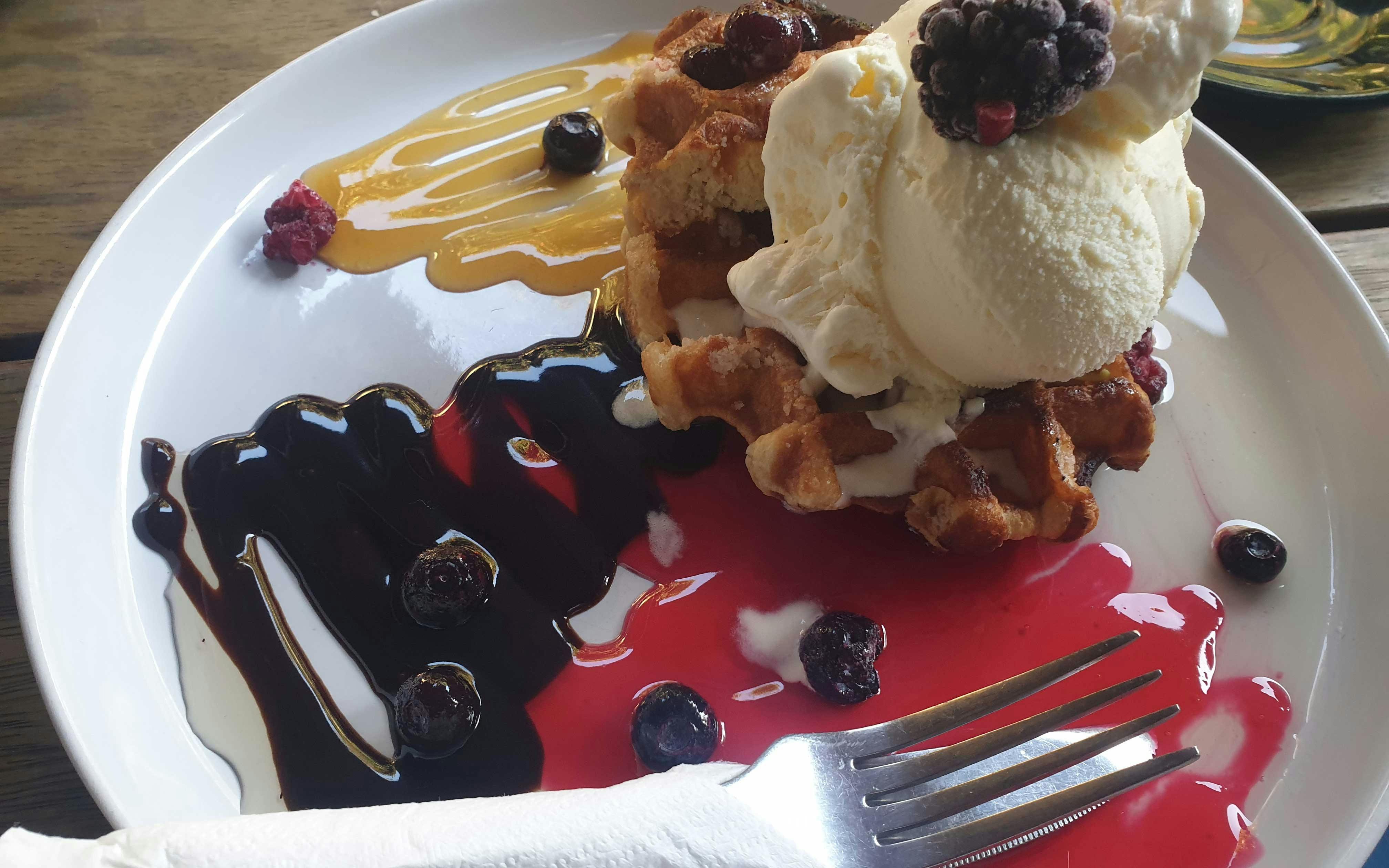 Breakfast at Finch Cafe