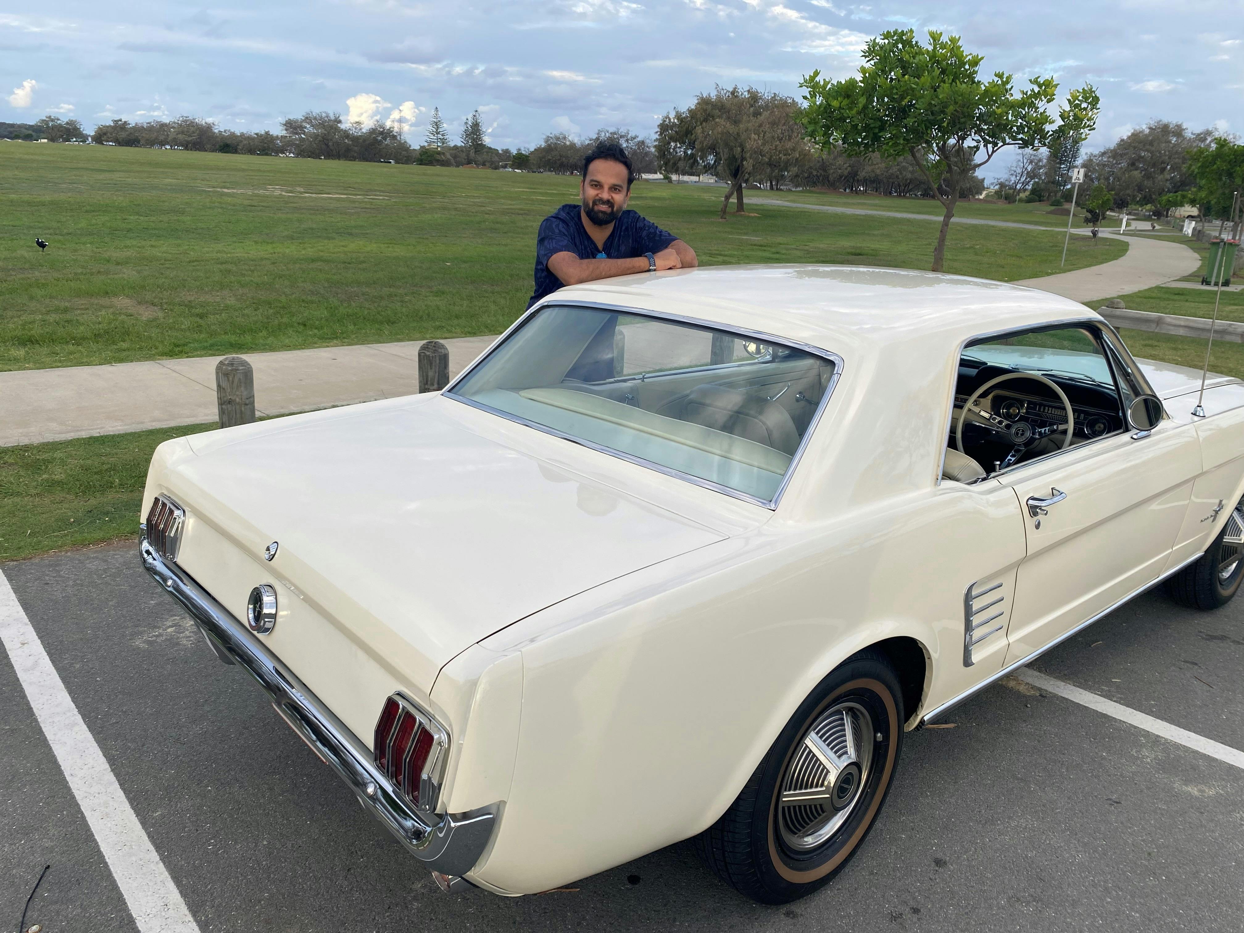 A Classic Cruize- Chauffered Classic Car Tours- Tamborine Mountain