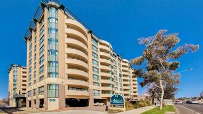 Adina Serviced Apartments Canberra James Court