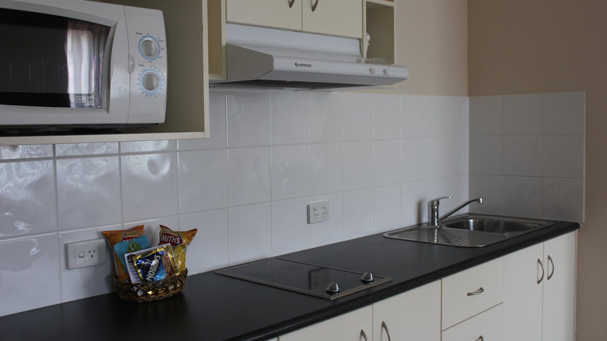 Kitchenette in 1-bedroom apartment at Best Western Ipswich Kitchenette in 1-bedroom apartment at Best Western Ipswich