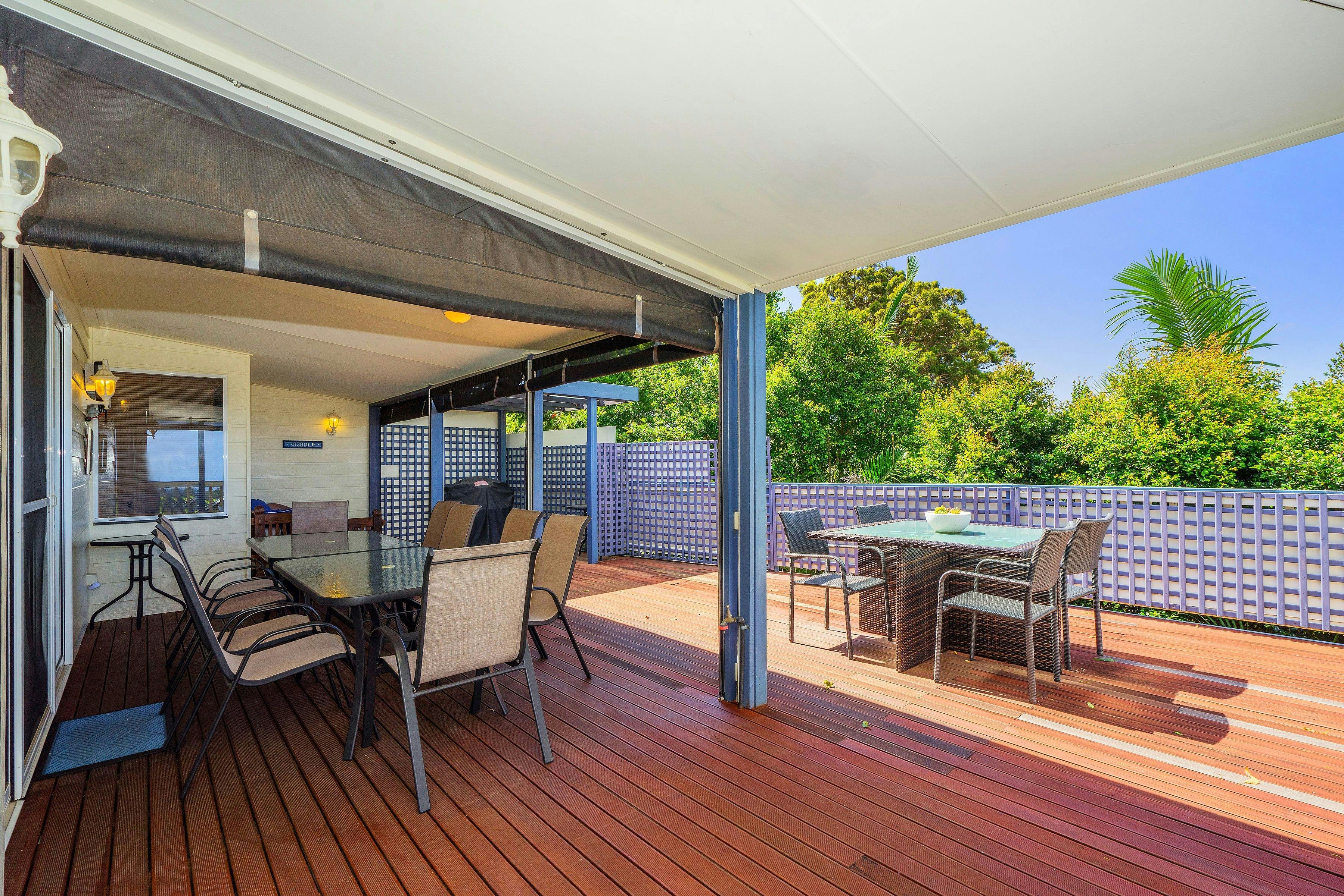 Grand Viewing and Entertainment Deck