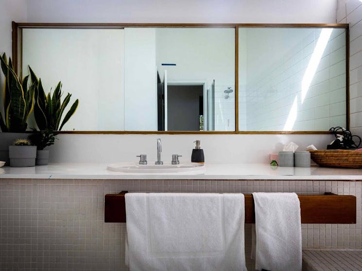 Modern bathroom