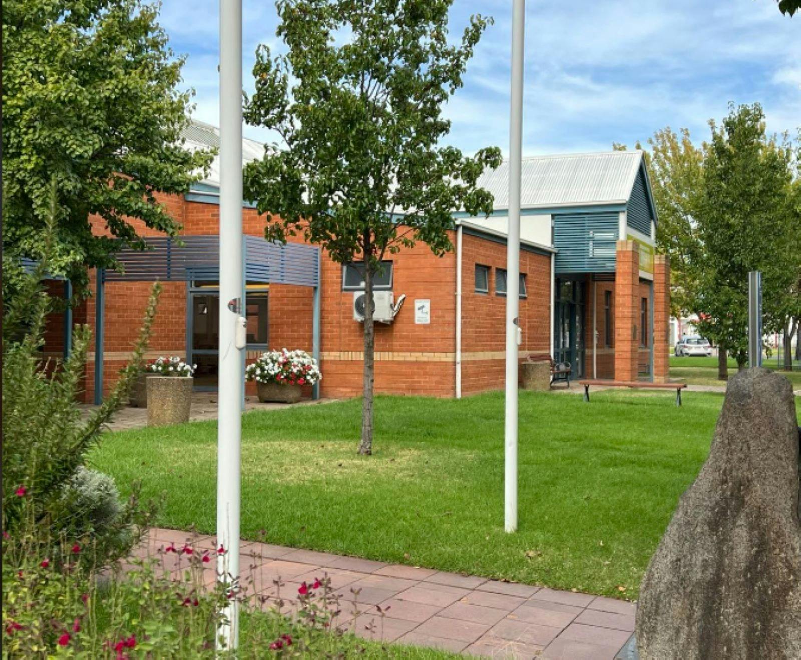 Cootamundra War Memorial Library