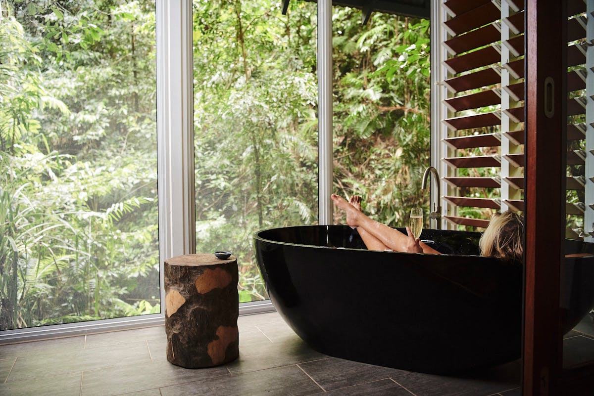 Rainforest Bayan Bath