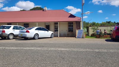 The old Collector Inn now plays host to Collector Wines charming cellar door.
