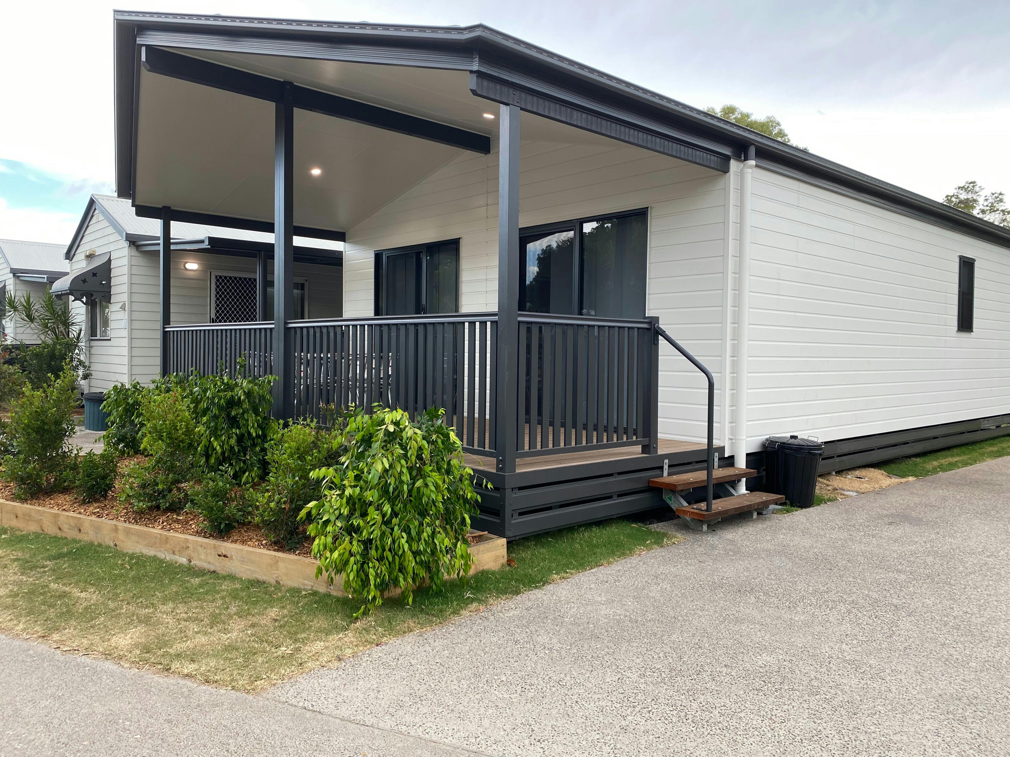 Deluxe Three-Bedroom Cabin