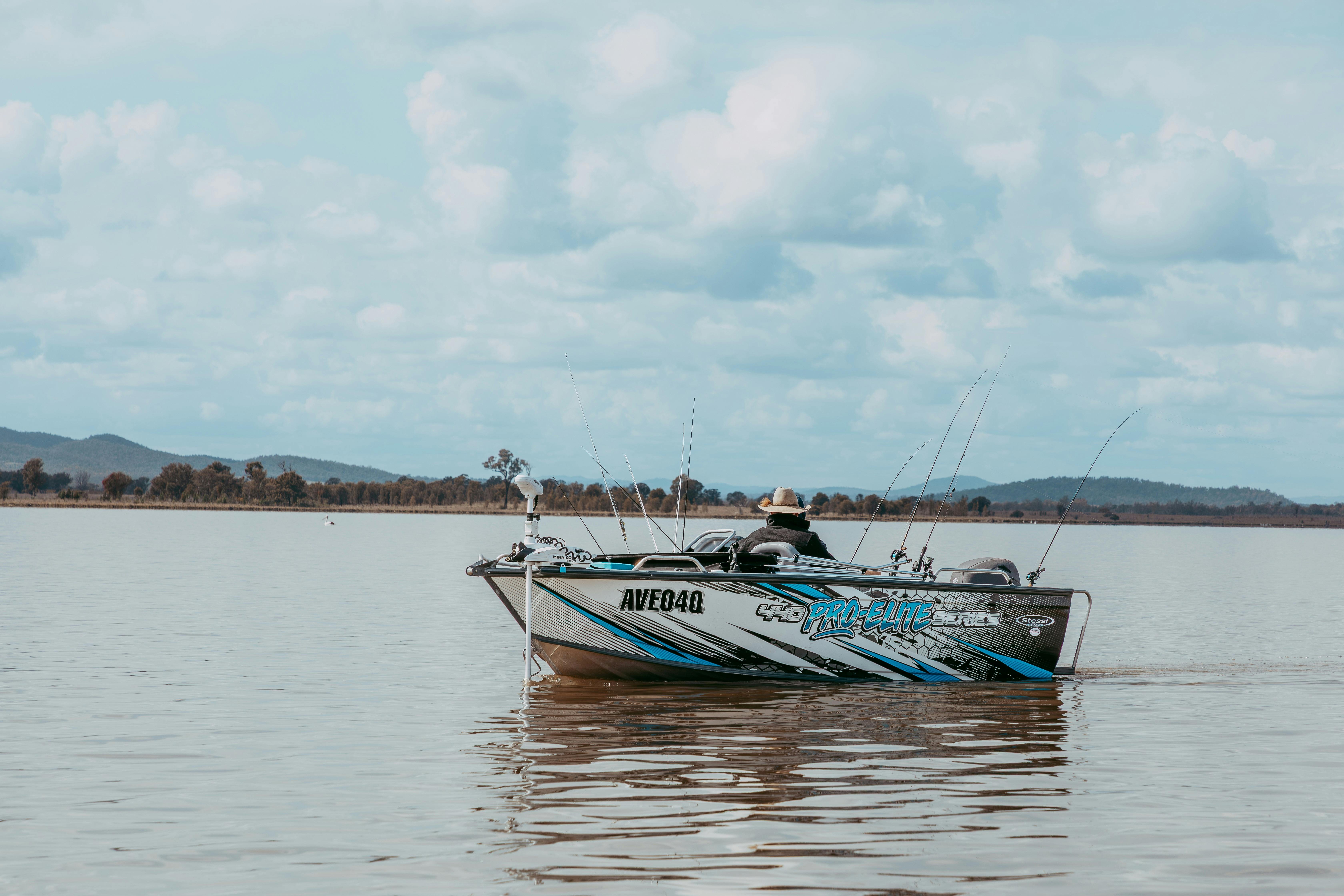 Boating and Fishing on Coolmunda Dam
