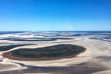 Uluru, Kata Tjuta, Lake Amadeus