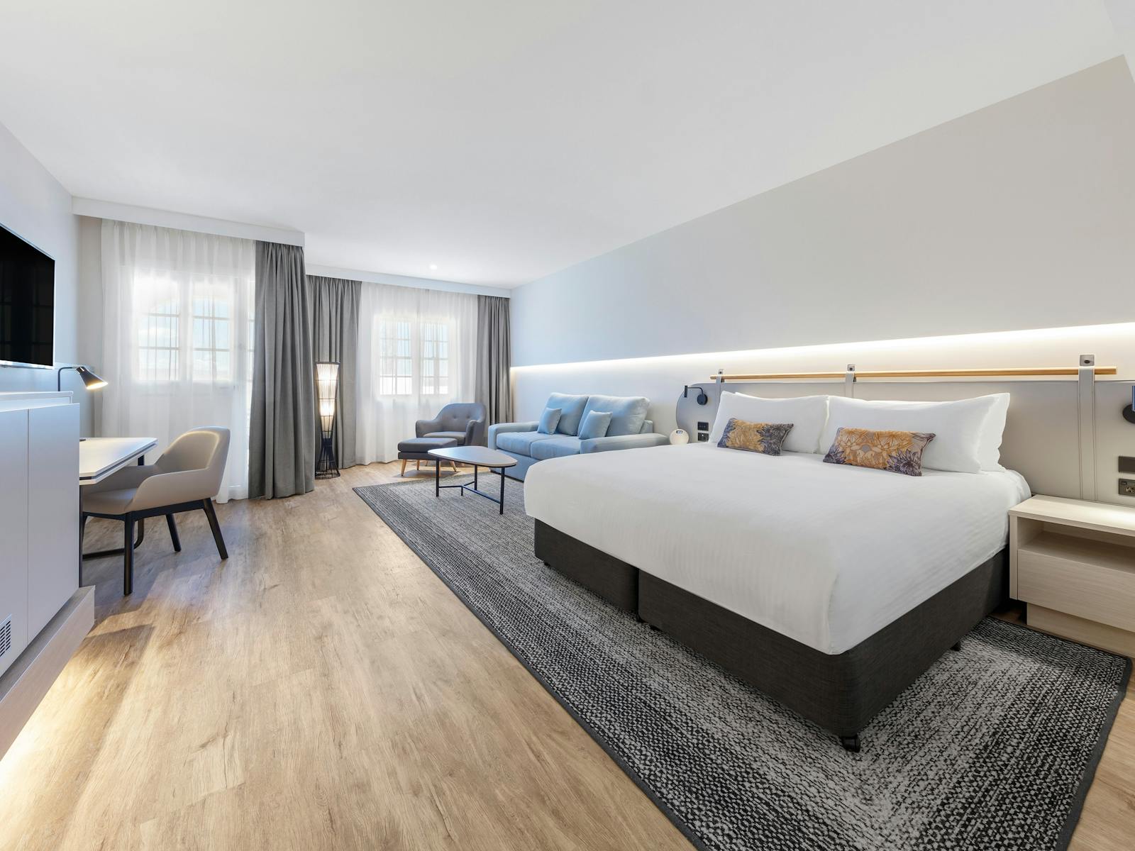 Accommodation - Crowne Plaza Hawkesbury Valley