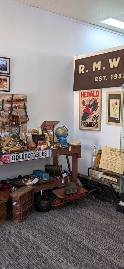 Shed Hot Collectables