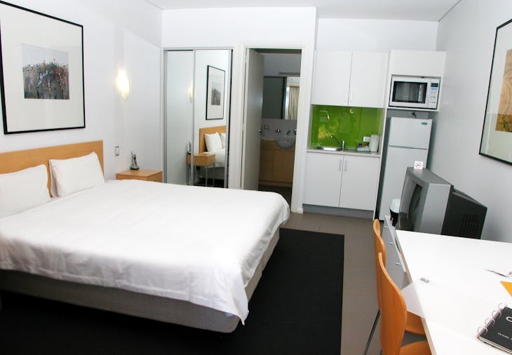 STUDIO APARTMENT