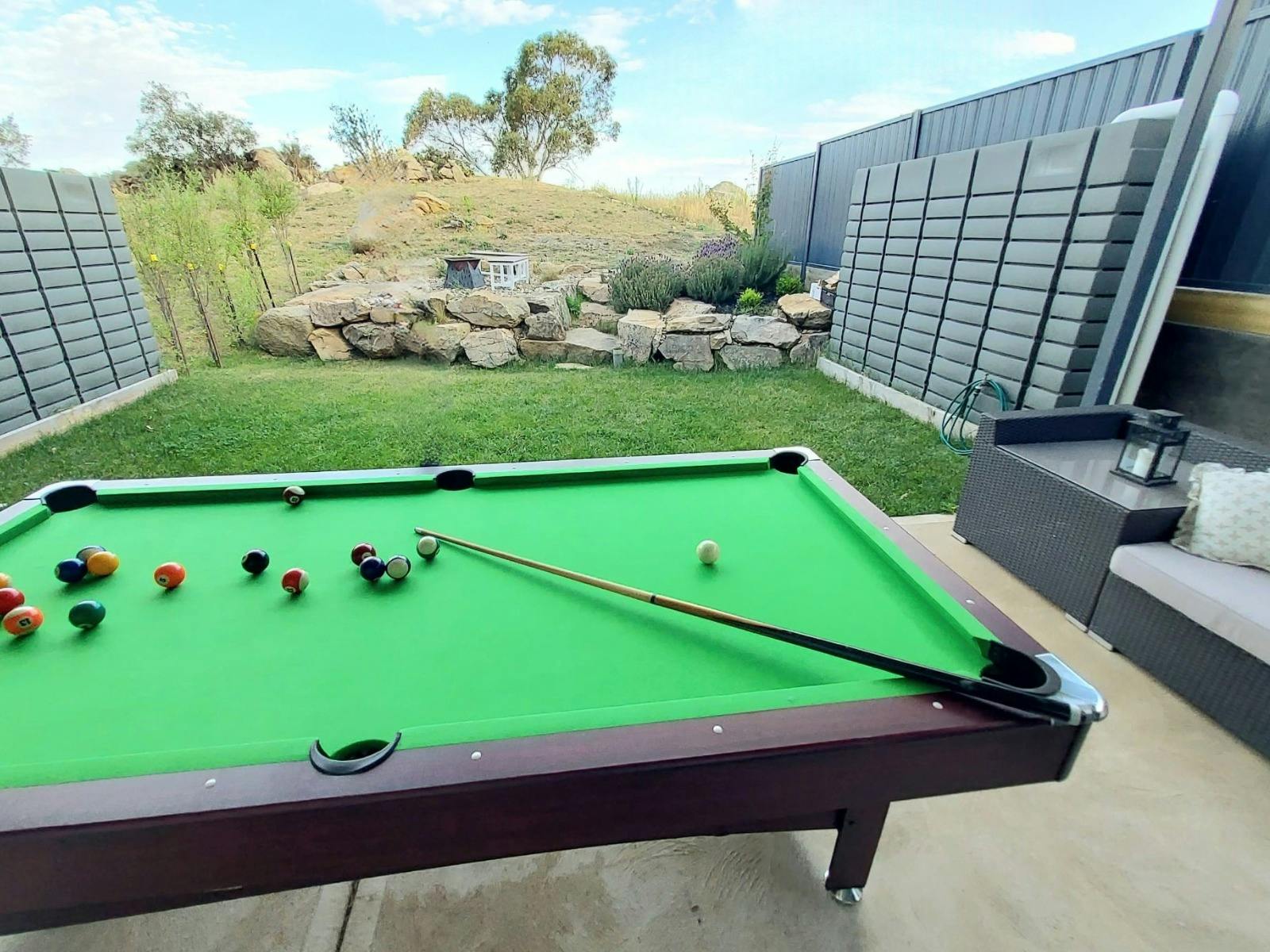 anita-shaun-clapham-sentinel-chalet-jindabyne-getaway-snowy-mountains-nsw-ski-holiday-house