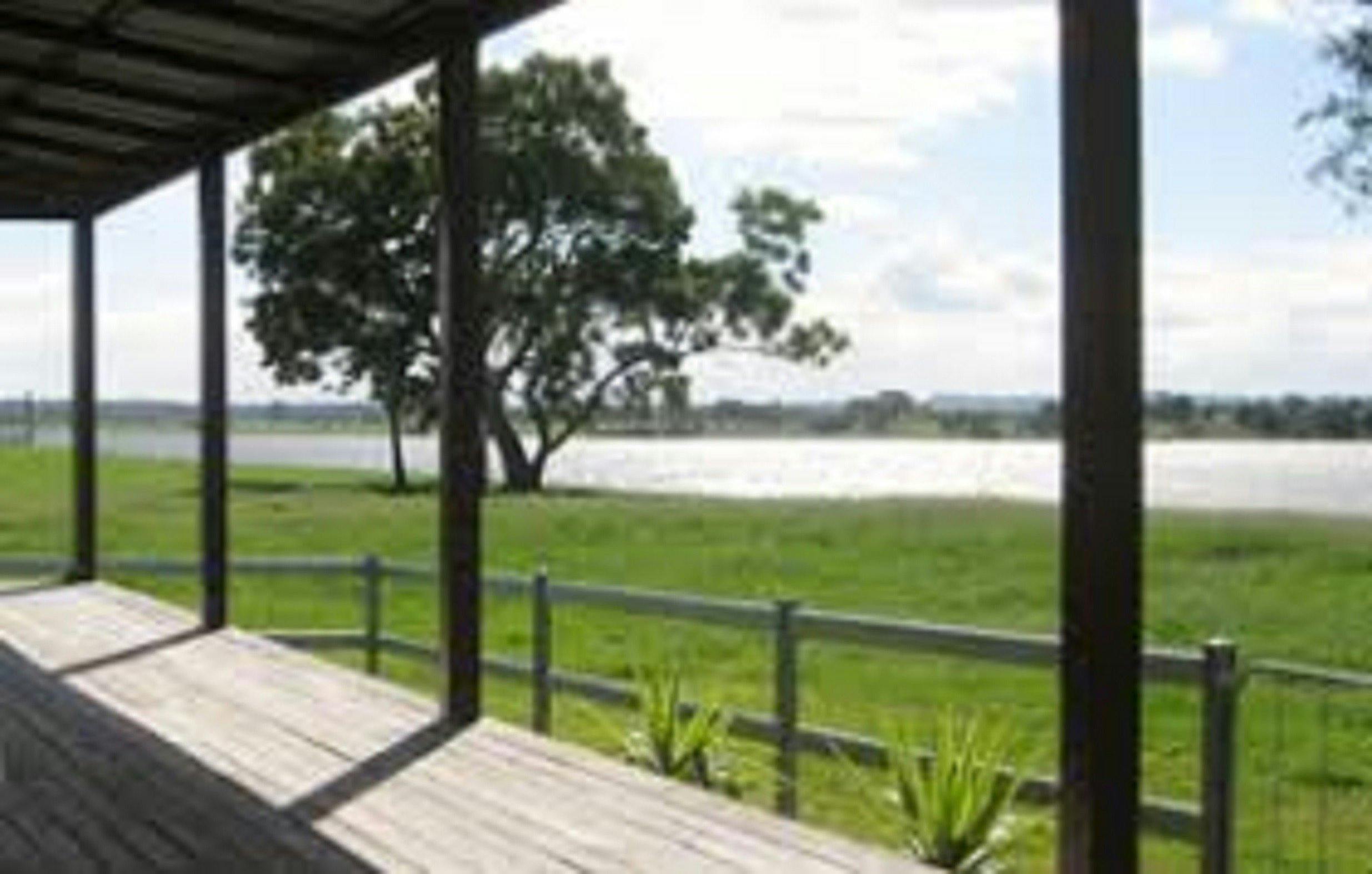 McLennans Lane River Retreat