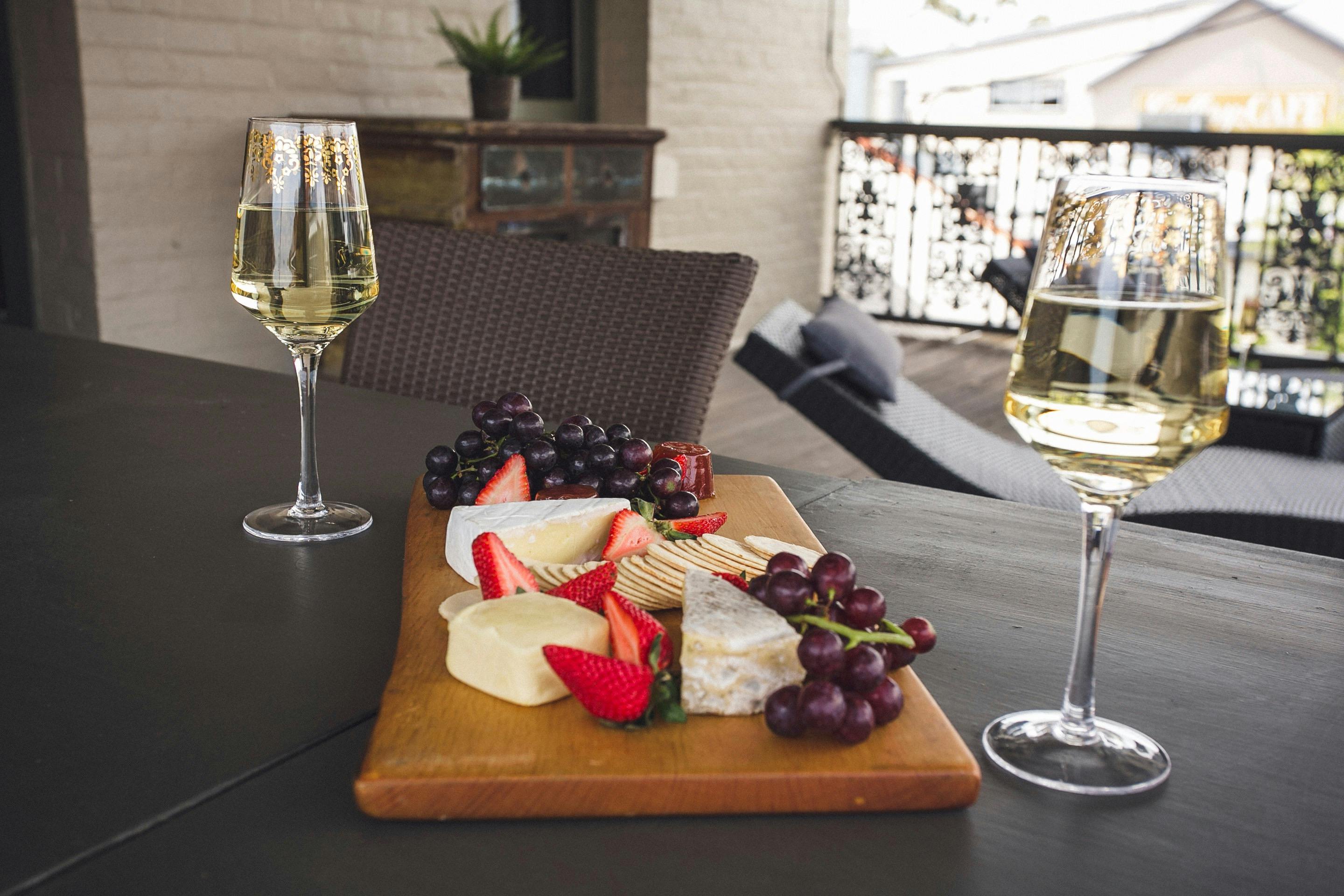 Monte Carlo verandah lounge