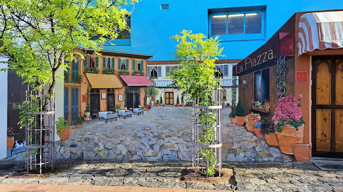Italian Streetscape by Julie Brown, Dean Ford and Laurie Astill