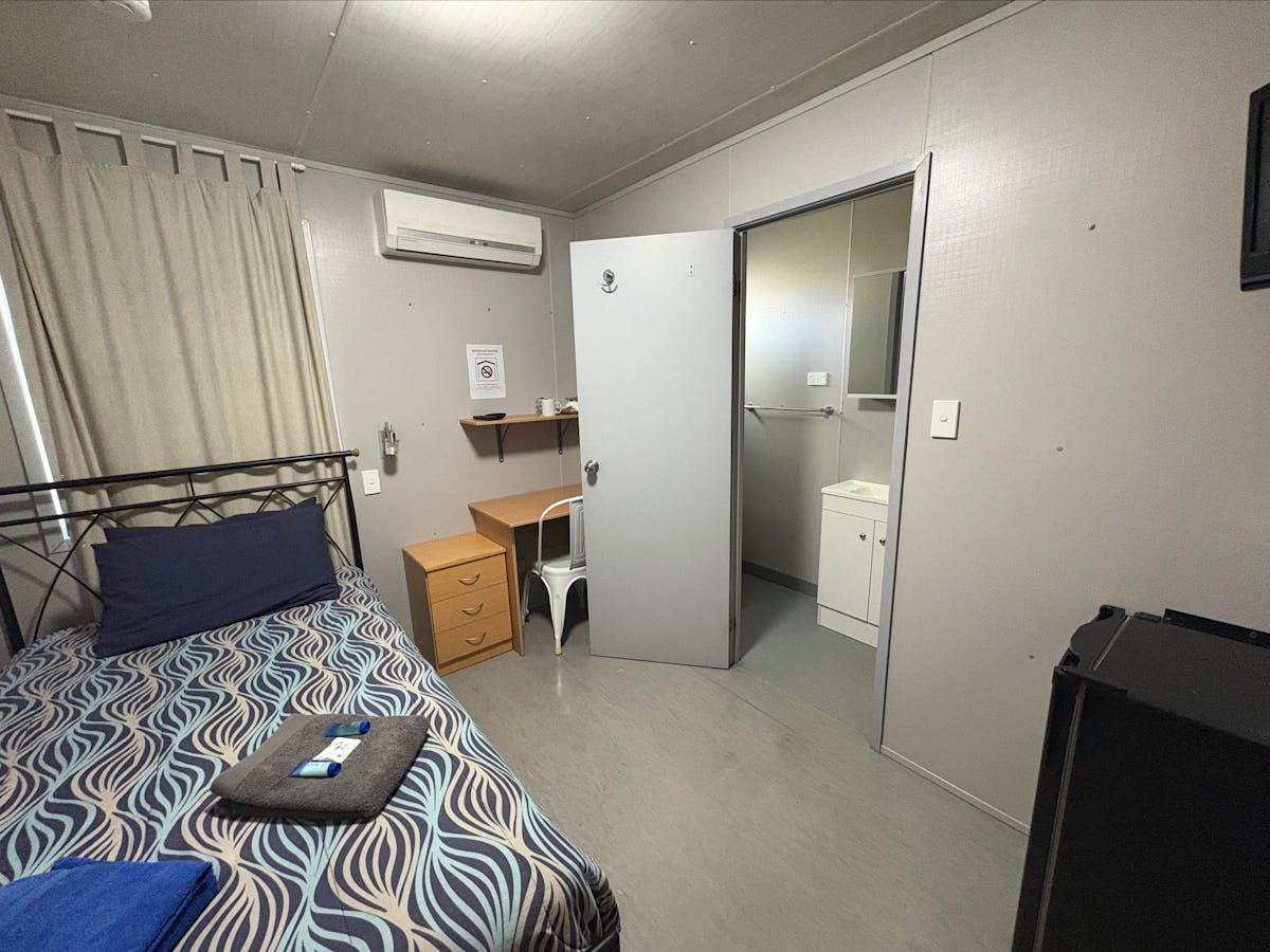 Room 1 Room 1