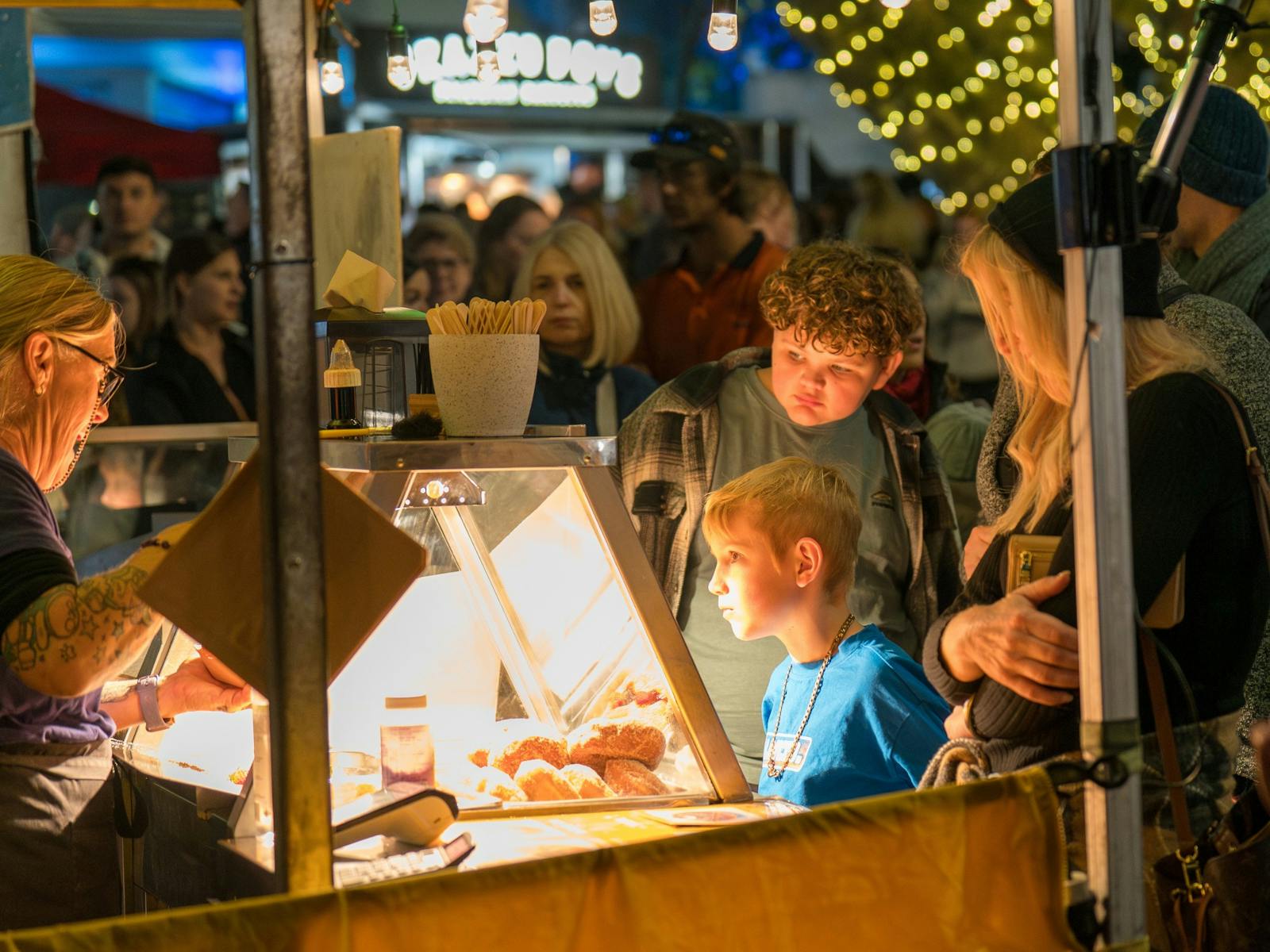 Caloundra Christmas Street Party