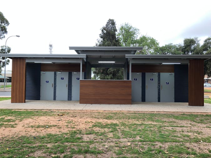 Public Toilet Victoria Square Kadina