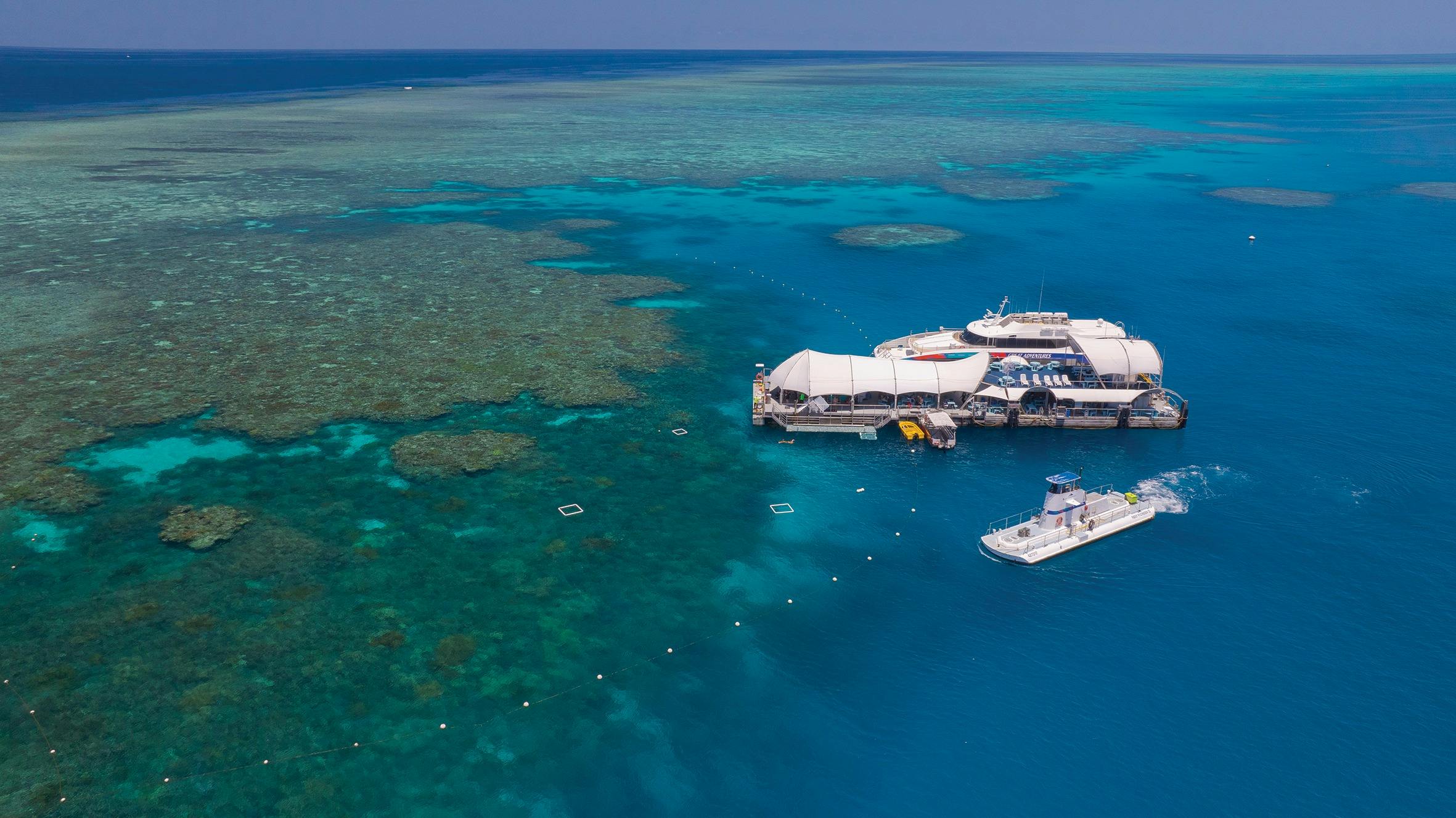 Green Island and Great Barrier Reef Adventure
